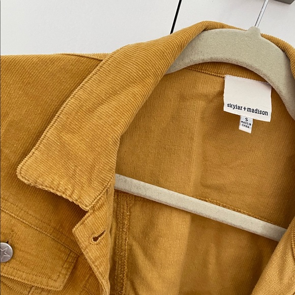 Mustard Yellow Corduroy Crop Jacket - Picture 3 of 3